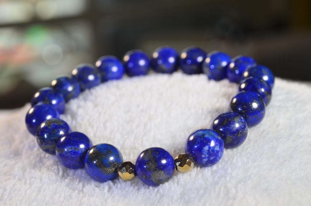 đá Lapis Lazuli trong chế tác thủ công