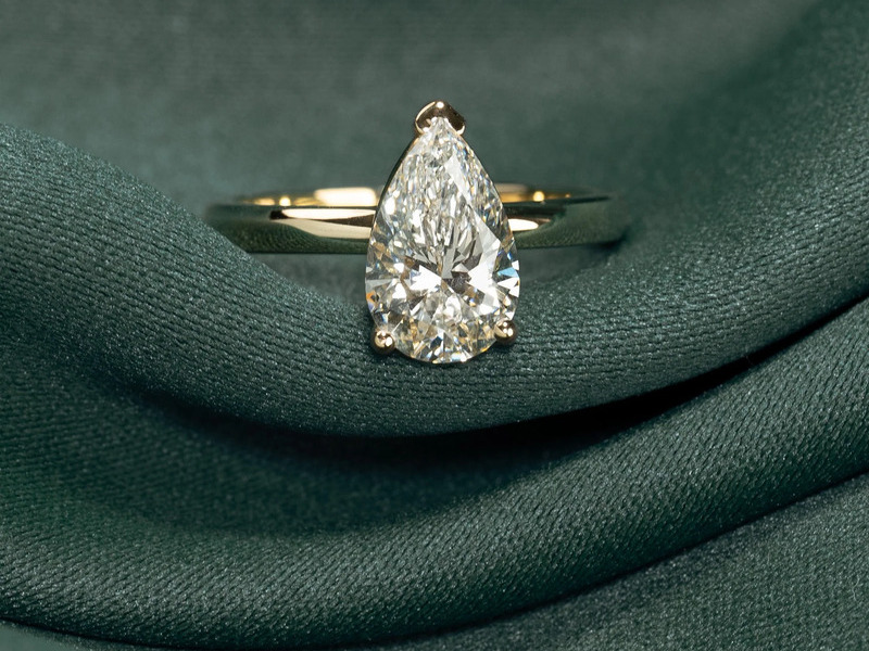 Giác cắt Pear (giọt lệ)