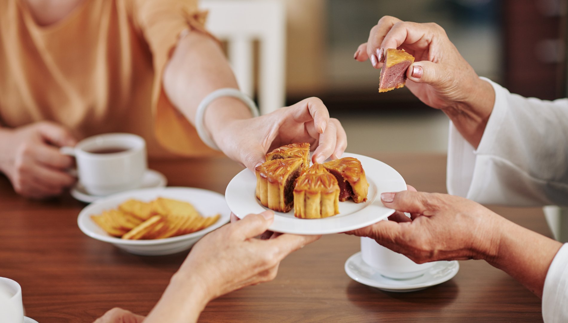 Trung thu - Gia Đình Đoàn Viên